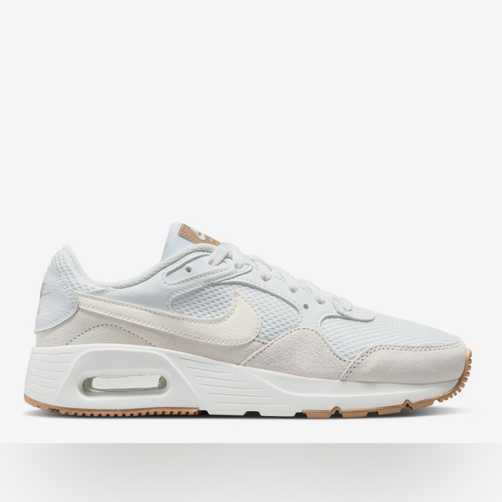 Nike Air Max SC in white/cream. Size 7